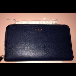 FURLA Navy Babylon zip around Wallet